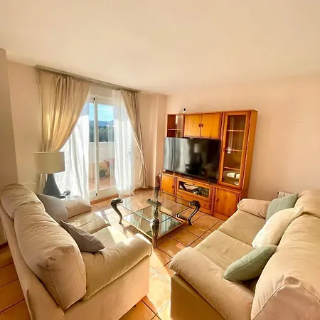Cerca De La Playa La Senia Apartman