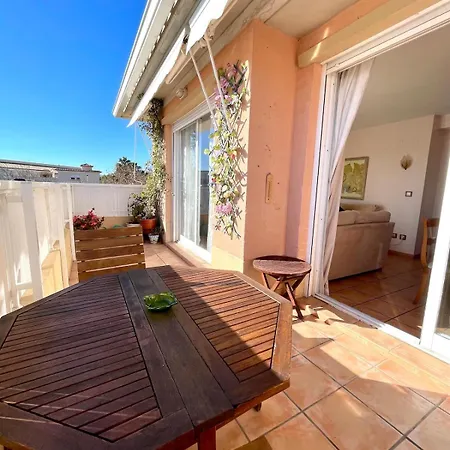 Cerca De La Playa La Senia Apartman